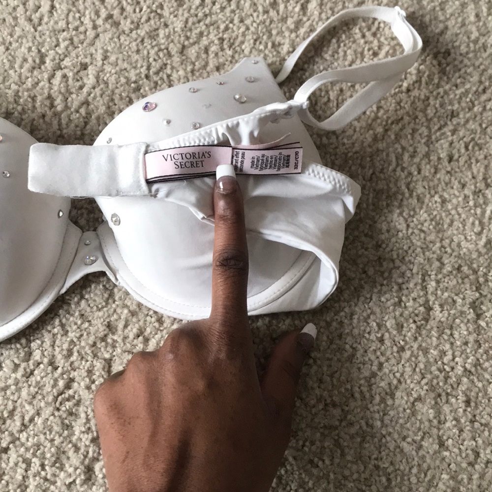 Bra - Picture 3 of 4